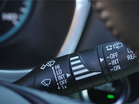 Used 2022 Chevrolet Traverse LT w/ LPO, Cargo Package image 33