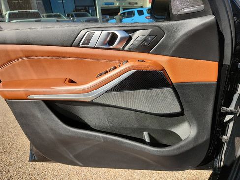 Used 2024 BMW X5 M60i image 13