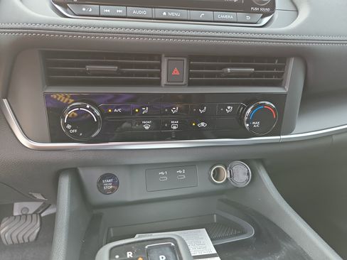 New 2026 Nissan Rogue S image 27