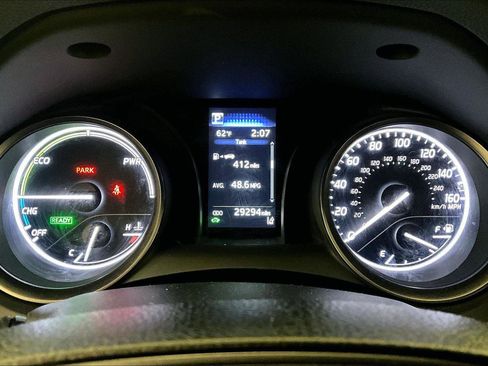 Used 2023 Toyota Camry SE image 19