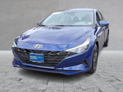 Certified 2023 Hyundai Elantra SEL image 4