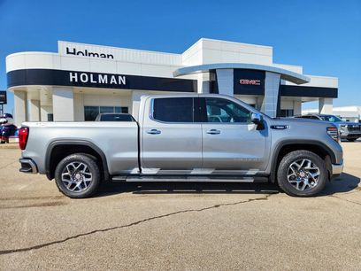 New 2026 GMC Sierra 1500 SLT w/ SLT Premium Plus Package