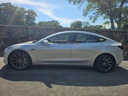 Used 2018 Tesla Model 3 Long Range AWD/4WD image 8