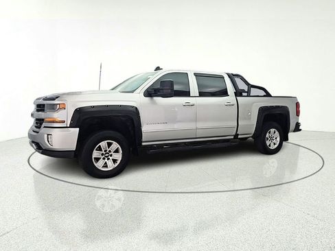 Used 2018 Chevrolet Silverado 1500 LT w/ True North Edition AWD/4WD image 8