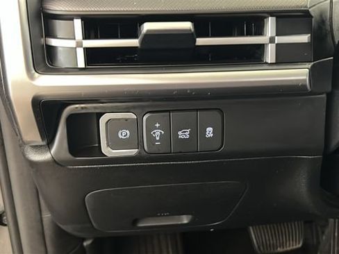 Certified 2024 Hyundai Santa Fe SEL FWD image 19