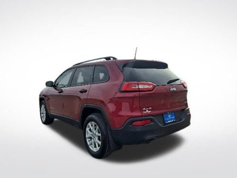 Used 2017 Jeep Cherokee Sport AWD/4WD image 7