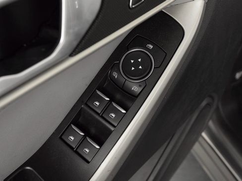 Used 2023 Ford Explorer XLT w/ Equipment Group 202A image 35