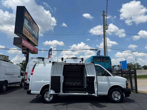 Used 2023 Chevrolet Express 2500 w/ Driver Convenience Package RWD image 5