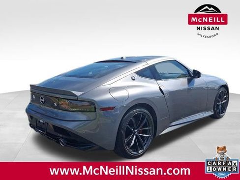 Used 2024 Nissan Z Performance w/ Floor Mat Package image 8
