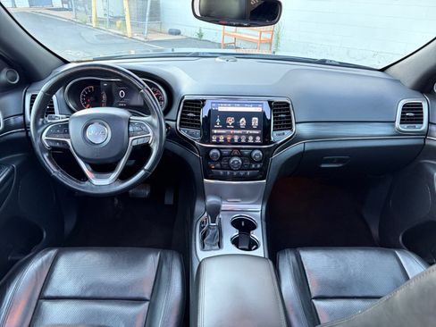 Used 2020 Jeep Grand Cherokee Limited w/ Luxury Group II AWD/4WD image 28