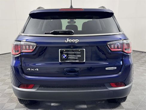 Used 2019 Jeep Compass Latitude w/ Cold Weather Group image 9