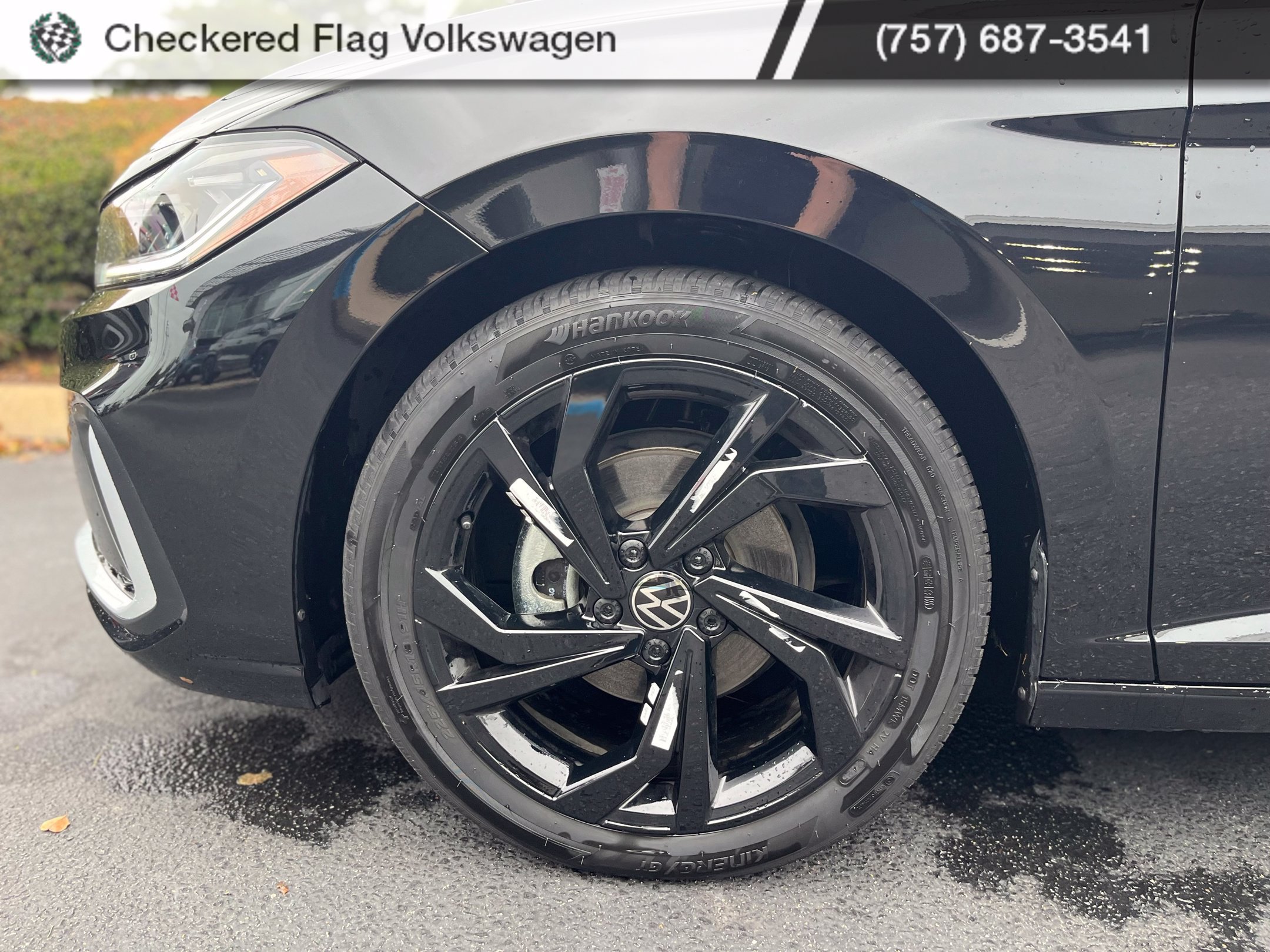 Used 2026 Volkswagen Jetta SE FWD image 4