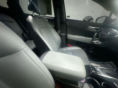 Certified 2024 Kia Sportage X-Pro Prestige AWD/4WD image 13