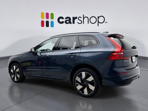 Used 2025 Volvo XC60 T8 Plus w/ Climate Package AWD/4WD image 3