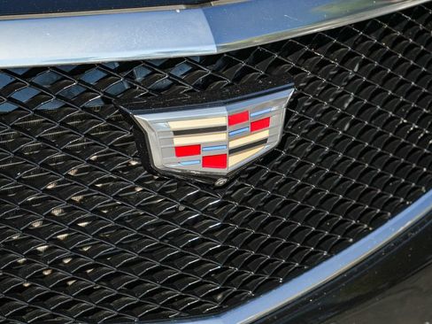 Used 2023 Cadillac XT5 Sportv w/ Technology Package AWD/4WD image 8