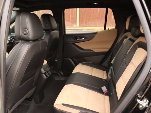 New 2026 Chevrolet Equinox ACTIV w/ Convenience Package III image 24