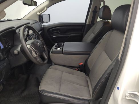Used 2017 Nissan Titan S RWD image 17