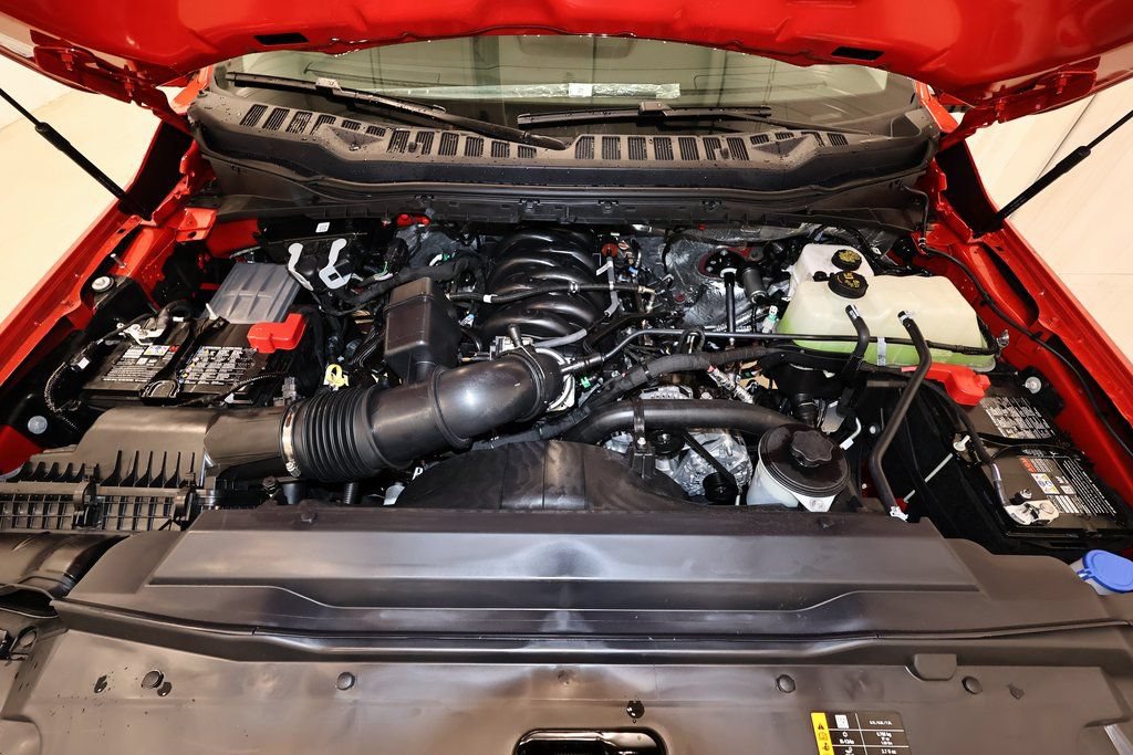 New 2026 Ford F550 4x4 Regular Cab Super Duty image 25