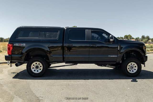 Used 2020 Ford F250 4x4 Crew Cab Super Duty image 9
