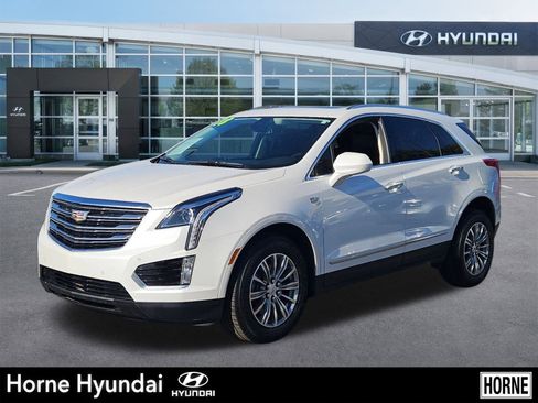 Used 2018 Cadillac XT5 Luxury w/ Driver Awareness Package image 1