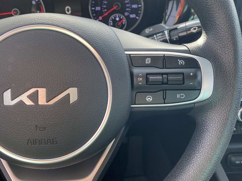 Used 2023 Kia K5 LXS image 26