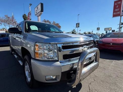 Used 2008 Chevrolet Silverado 1500 LT w/ Power Pack Plus image 4