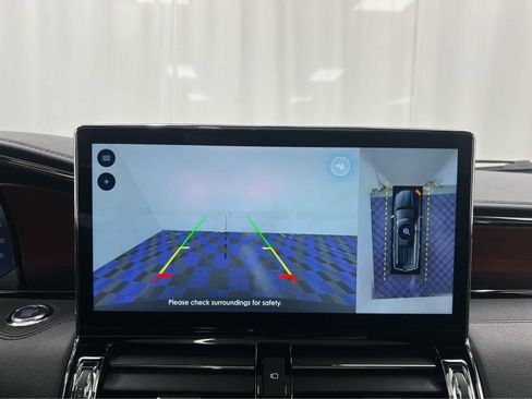 Used 2023 Lincoln Navigator L Reserve w/ Equipment Group 201A image 34