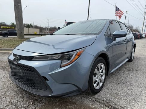 Used 2021 Toyota Corolla LE image 7