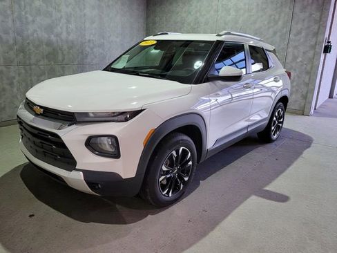 Used 2023 Chevrolet TrailBlazer LT w/ Convenience Package image 17