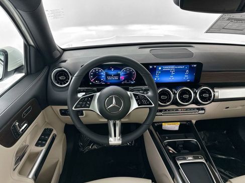 Certified 2026 Mercedes-Benz GLB 250 image 22