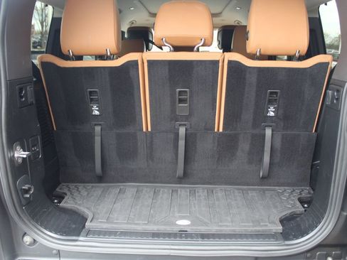 Used 2024 Land Rover Defender 130 S image 24