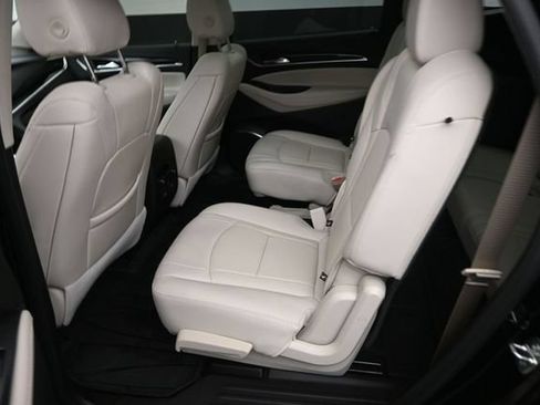 Used 2022 Buick Enclave Essence w/ Experience Buick Package FWD image 13