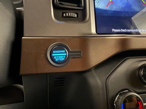 Used 2023 Ford Bronco Outer Banks AWD/4WD image 35