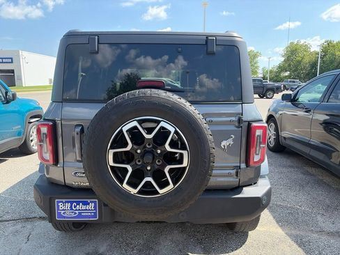 Used 2023 Ford Bronco Outer Banks AWD/4WD image 3