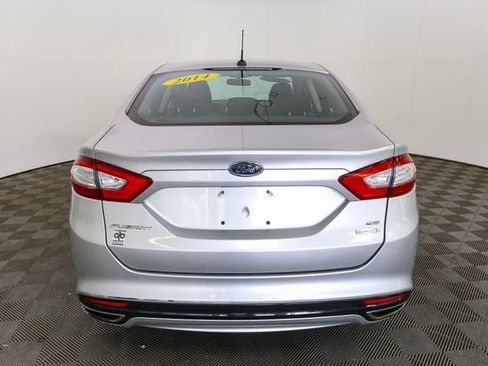 Used 2014 Ford Fusion SE w/ Equipment Group 202A FWD image 8