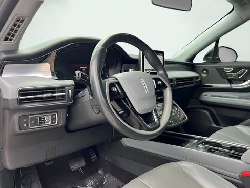 Used 2021 Lincoln Corsair Grand Touring image 35