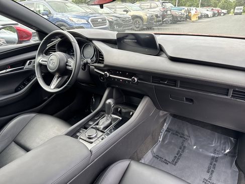 Used 2020 MAZDA MAZDA3 Hatchback w/ Preferred Package FWD image 21