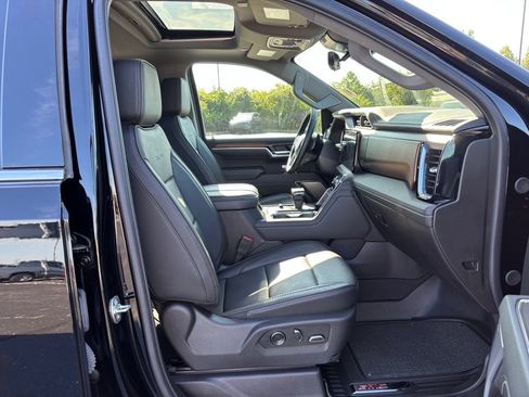 Used 2025 GMC Sierra 1500 Denali w/ Denali Reserve Package AWD/4WD image 24