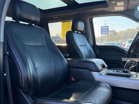 Used 2017 Ford F150 Lariat w/ Equipment Group 502A Luxury image 14