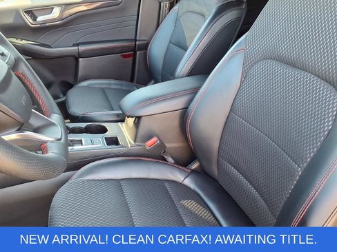 Certified 2024 Ford Escape ST-Line w/ Tech Pack #1 AWD/4WD image 3