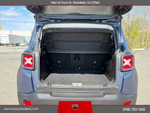Used 2021 Jeep Renegade Latitude w/ Convenience Group AWD/4WD image 36