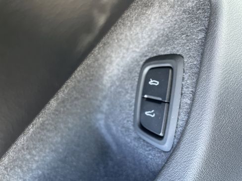 Used 2026 Chevrolet Corvette Stingray Preferred Cpe w/ Z51 Performance Package image 32