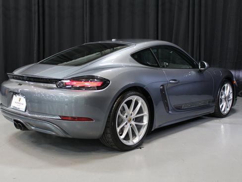 New 2025 Porsche 718 Cayman image 7