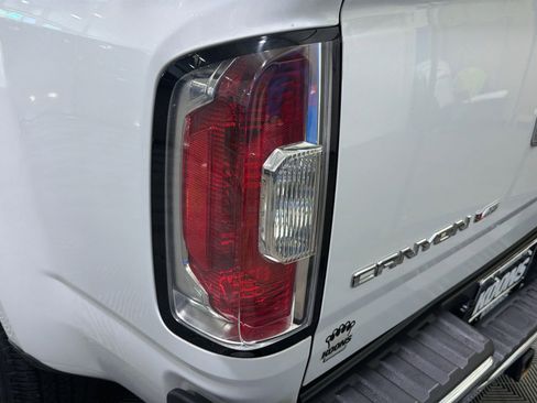 Used 2019 GMC Canyon SLE w/ Trailering Package RWD image 18