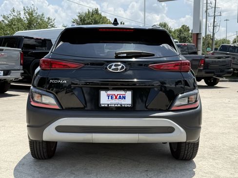 Used 2023 Hyundai Kona SEL w/ Convenience Package FWD image 6