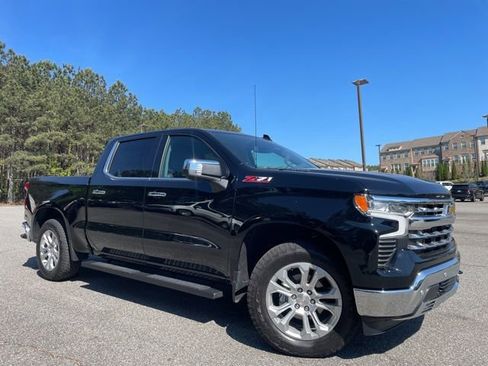 Used 2025 Chevrolet Silverado 1500 LTZ w/ LTZ Premium Package image 1