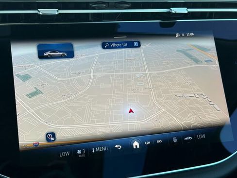 Used 2025 Mercedes-Benz E 350 Sedan image 24