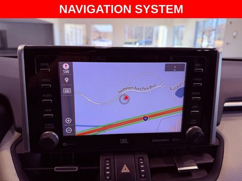 Used 2019 Toyota RAV4 Limited image 12