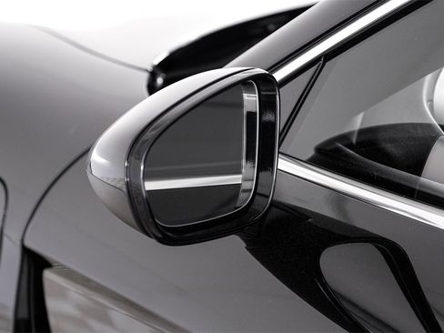 Used 2020 Porsche Taycan 4S image 42