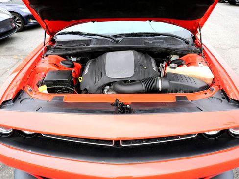 Used 2020 Dodge Challenger R/T image 39